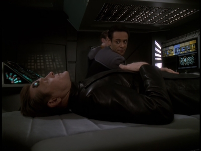 STAR_TREK_DEEP_SPACE_NINE_-_E723_EXTREME_MEASURES_0388.jpg