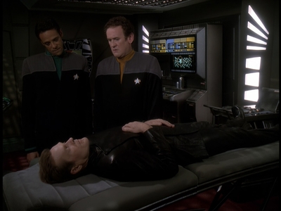 STAR_TREK_DEEP_SPACE_NINE_-_E723_EXTREME_MEASURES_0423.jpg