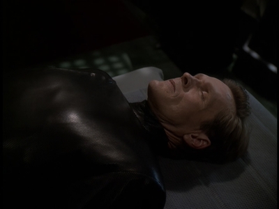 STAR_TREK_DEEP_SPACE_NINE_-_E723_EXTREME_MEASURES_0425.jpg