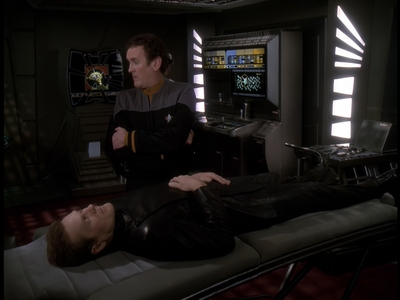 STAR_TREK_DEEP_SPACE_NINE_-_E723_EXTREME_MEASURES_0433.jpg