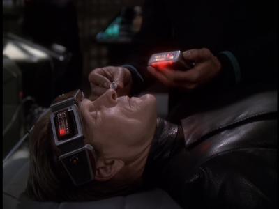 STAR_TREK_DEEP_SPACE_NINE_-_E723_EXTREME_MEASURES_0446.jpg