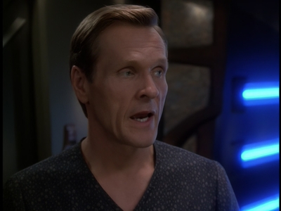 STAR_TREK_DEEP_SPACE_NINE_-_E723_EXTREME_MEASURES_0505.jpg