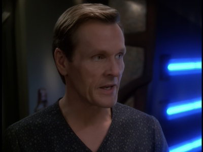 STAR_TREK_DEEP_SPACE_NINE_-_E723_EXTREME_MEASURES_0522.jpg