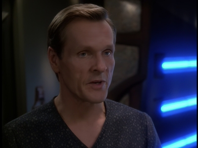 STAR_TREK_DEEP_SPACE_NINE_-_E723_EXTREME_MEASURES_0524.jpg