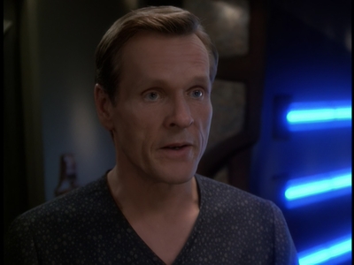 STAR_TREK_DEEP_SPACE_NINE_-_E723_EXTREME_MEASURES_0528.jpg
