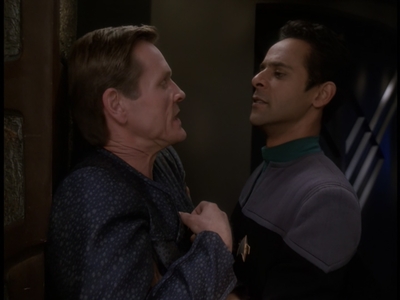 STAR_TREK_DEEP_SPACE_NINE_-_E723_EXTREME_MEASURES_0566.jpg