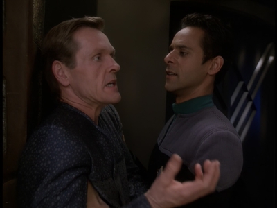 STAR_TREK_DEEP_SPACE_NINE_-_E723_EXTREME_MEASURES_0575.jpg