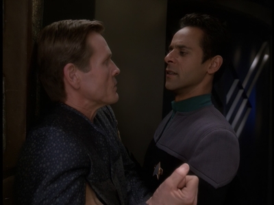 STAR_TREK_DEEP_SPACE_NINE_-_E723_EXTREME_MEASURES_0582.jpg