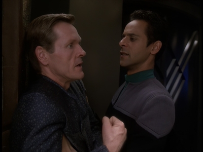 STAR_TREK_DEEP_SPACE_NINE_-_E723_EXTREME_MEASURES_0585.jpg