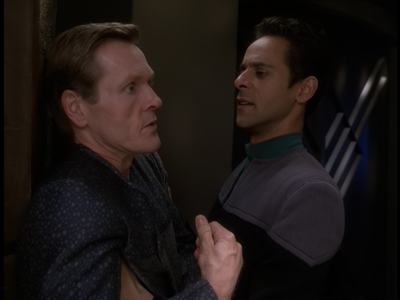 STAR_TREK_DEEP_SPACE_NINE_-_E723_EXTREME_MEASURES_0589.jpg