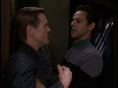 STAR_TREK_DEEP_SPACE_NINE_-_E723_EXTREME_MEASURES_0592.jpg