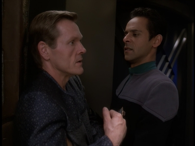 STAR_TREK_DEEP_SPACE_NINE_-_E723_EXTREME_MEASURES_0607.jpg