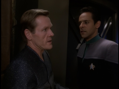 STAR_TREK_DEEP_SPACE_NINE_-_E723_EXTREME_MEASURES_0611.jpg