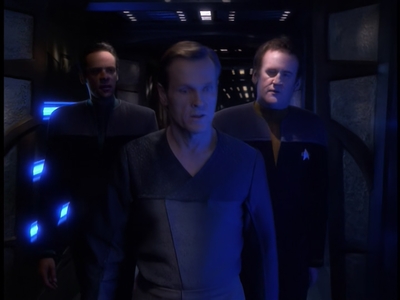 STAR_TREK_DEEP_SPACE_NINE_-_E723_EXTREME_MEASURES_0629.jpg
