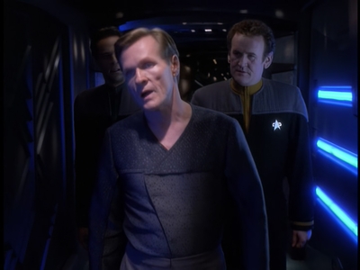 STAR_TREK_DEEP_SPACE_NINE_-_E723_EXTREME_MEASURES_0633.jpg