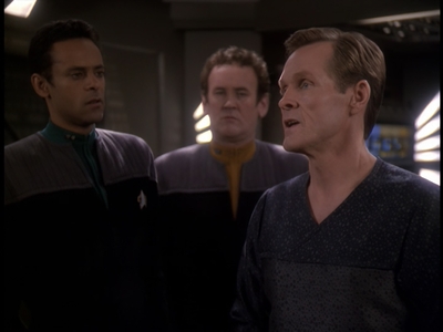STAR_TREK_DEEP_SPACE_NINE_-_E723_EXTREME_MEASURES_0660.jpg