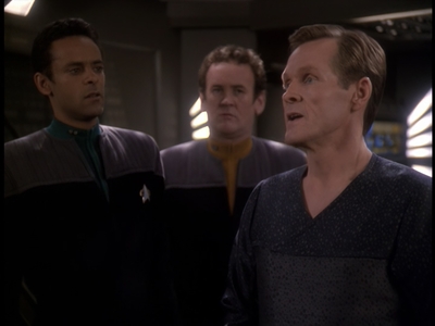STAR_TREK_DEEP_SPACE_NINE_-_E723_EXTREME_MEASURES_0661.jpg