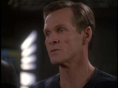 STAR_TREK_DEEP_SPACE_NINE_-_E723_EXTREME_MEASURES_0693.jpg
