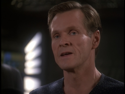 STAR_TREK_DEEP_SPACE_NINE_-_E723_EXTREME_MEASURES_0727.jpg