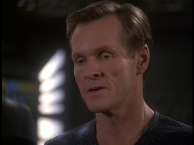 STAR_TREK_DEEP_SPACE_NINE_-_E723_EXTREME_MEASURES_0737.jpg