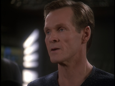 STAR_TREK_DEEP_SPACE_NINE_-_E723_EXTREME_MEASURES_0745.jpg