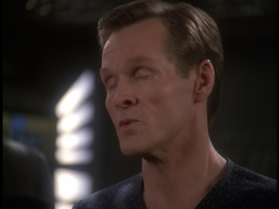 STAR_TREK_DEEP_SPACE_NINE_-_E723_EXTREME_MEASURES_0751.jpg