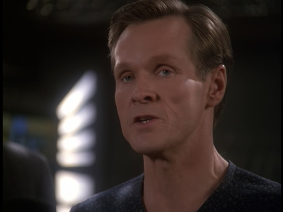 STAR_TREK_DEEP_SPACE_NINE_-_E723_EXTREME_MEASURES_0752.jpg