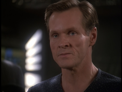 STAR_TREK_DEEP_SPACE_NINE_-_E723_EXTREME_MEASURES_0790.jpg