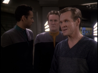 STAR_TREK_DEEP_SPACE_NINE_-_E723_EXTREME_MEASURES_0802.jpg