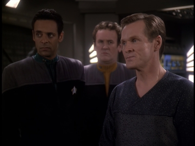 STAR_TREK_DEEP_SPACE_NINE_-_E723_EXTREME_MEASURES_0807.jpg