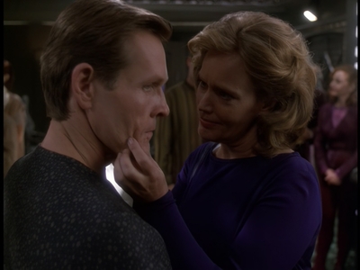 STAR_TREK_DEEP_SPACE_NINE_-_E723_EXTREME_MEASURES_0828.jpg