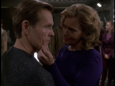 STAR_TREK_DEEP_SPACE_NINE_-_E723_EXTREME_MEASURES_0829.jpg