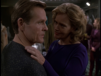 STAR_TREK_DEEP_SPACE_NINE_-_E723_EXTREME_MEASURES_0831.jpg