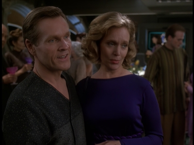 STAR_TREK_DEEP_SPACE_NINE_-_E723_EXTREME_MEASURES_0854.jpg