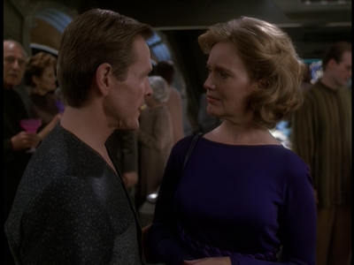 STAR_TREK_DEEP_SPACE_NINE_-_E723_EXTREME_MEASURES_0906.jpg