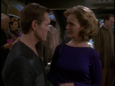 STAR_TREK_DEEP_SPACE_NINE_-_E723_EXTREME_MEASURES_0908.jpg