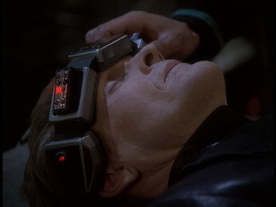 STAR_TREK_DEEP_SPACE_NINE_-_E723_EXTREME_MEASURES_0936.jpg
