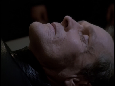 STAR_TREK_DEEP_SPACE_NINE_-_E723_EXTREME_MEASURES_0952.jpg