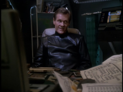 STAR_TREK_DEEP_SPACE_NINE_-_E723_EXTREME_MEASURES_1011.jpg