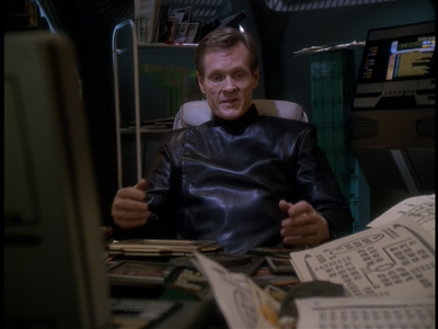 STAR_TREK_DEEP_SPACE_NINE_-_E723_EXTREME_MEASURES_1019.jpg
