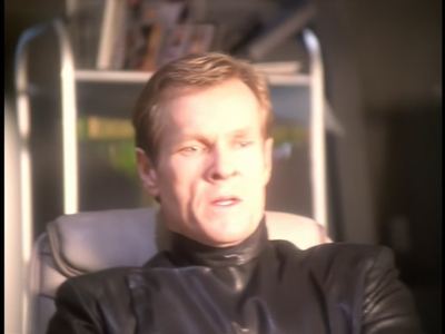STAR_TREK_DEEP_SPACE_NINE_-_E723_EXTREME_MEASURES_1032.jpg