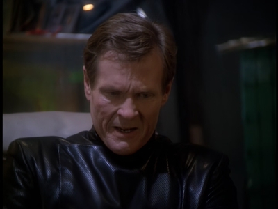 STAR_TREK_DEEP_SPACE_NINE_-_E723_EXTREME_MEASURES_1061.jpg