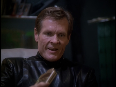 STAR_TREK_DEEP_SPACE_NINE_-_E723_EXTREME_MEASURES_1065.jpg