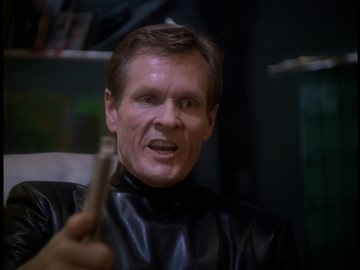 STAR_TREK_DEEP_SPACE_NINE_-_E723_EXTREME_MEASURES_1066.jpg