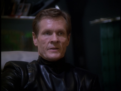 STAR_TREK_DEEP_SPACE_NINE_-_E723_EXTREME_MEASURES_1077.jpg