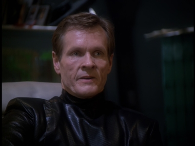 STAR_TREK_DEEP_SPACE_NINE_-_E723_EXTREME_MEASURES_1078.jpg