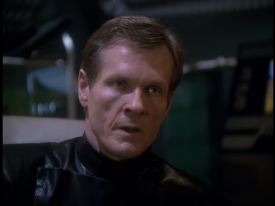 STAR_TREK_DEEP_SPACE_NINE_-_E723_EXTREME_MEASURES_1080.jpg