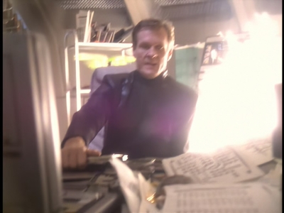 STAR_TREK_DEEP_SPACE_NINE_-_E723_EXTREME_MEASURES_1088.jpg