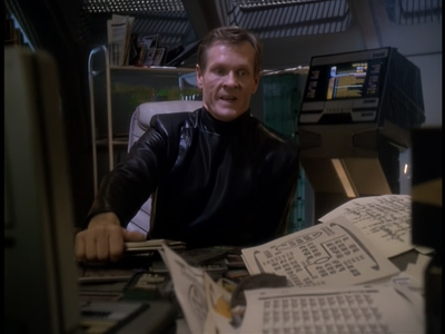 STAR_TREK_DEEP_SPACE_NINE_-_E723_EXTREME_MEASURES_1089.jpg