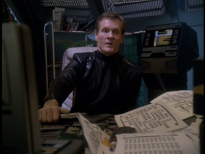 STAR_TREK_DEEP_SPACE_NINE_-_E723_EXTREME_MEASURES_1092.jpg